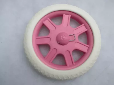 Kolečko ke kočárku pro panenky K - 7.