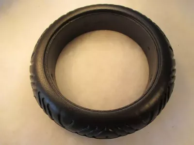 Pneu "pěna" 10,5".