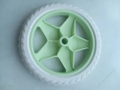 Kolečko ke kočárku pro panenky K - 11. Kolečko ke kočárku pro panenky K - 11.
