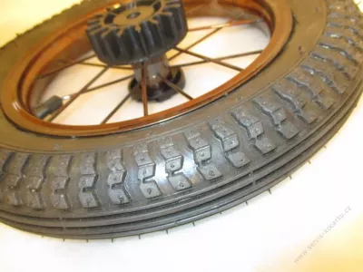 Kolečko ke kočárku TAKO kovové nafukovací hnědé 12" - s ložiskem.