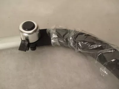 Rukojeť k dětskému kočárku X - lander - pěna. Rukojeť k dětskému kočárku X - lander - pěna.