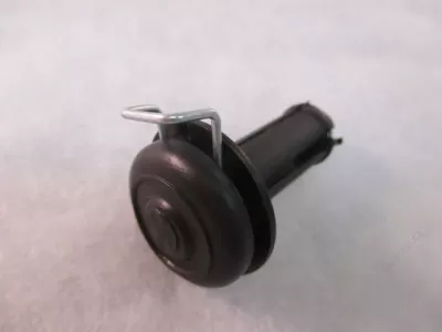 Střed kolečka - ø 8 mm.