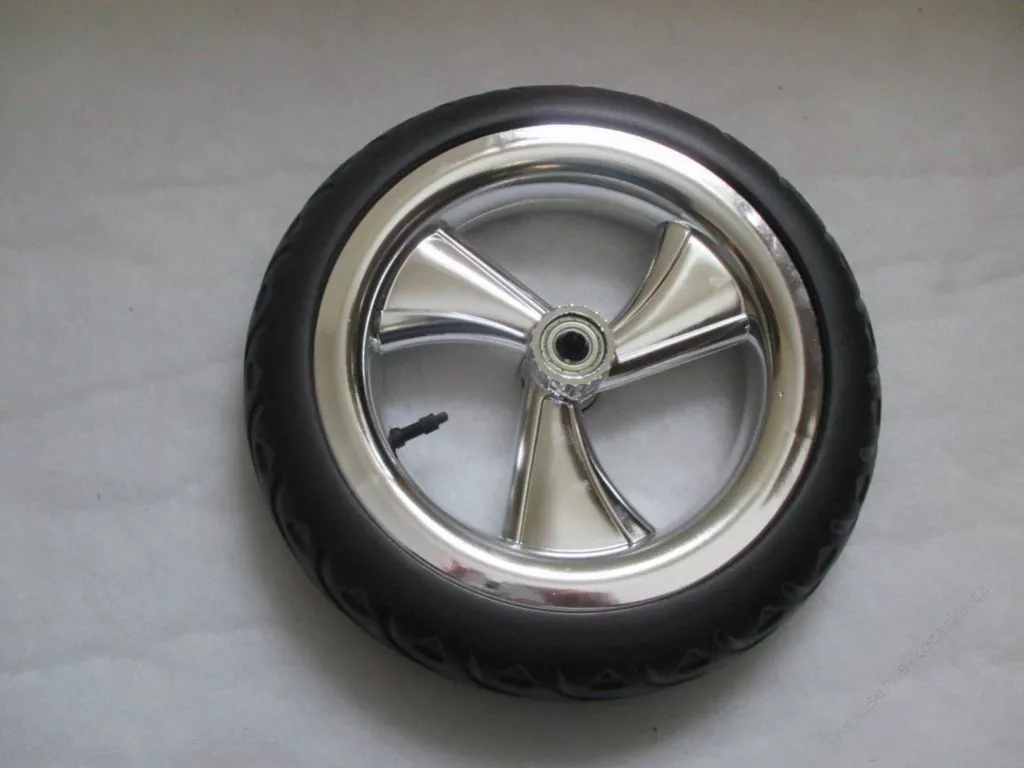 Kolečko plastové 11,5".
