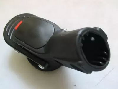 Zavěšení předního kola ø22 mm - levé. Zavěšení předního kola ø22 mm - levé.