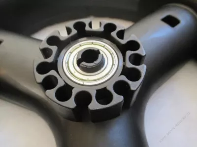 Kolečko plastové TAKO drifting 12", černo / černé.