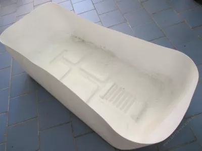 Plastová gondola dětského kočárku - bílá.